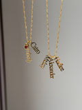 Personalized Vertical Name Necklace for Women – Minimalist Custom Jewelry Gift