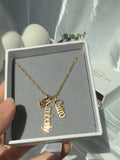 Personalized Vertical Name Necklace for Women – Minimalist Custom Jewelry Gift